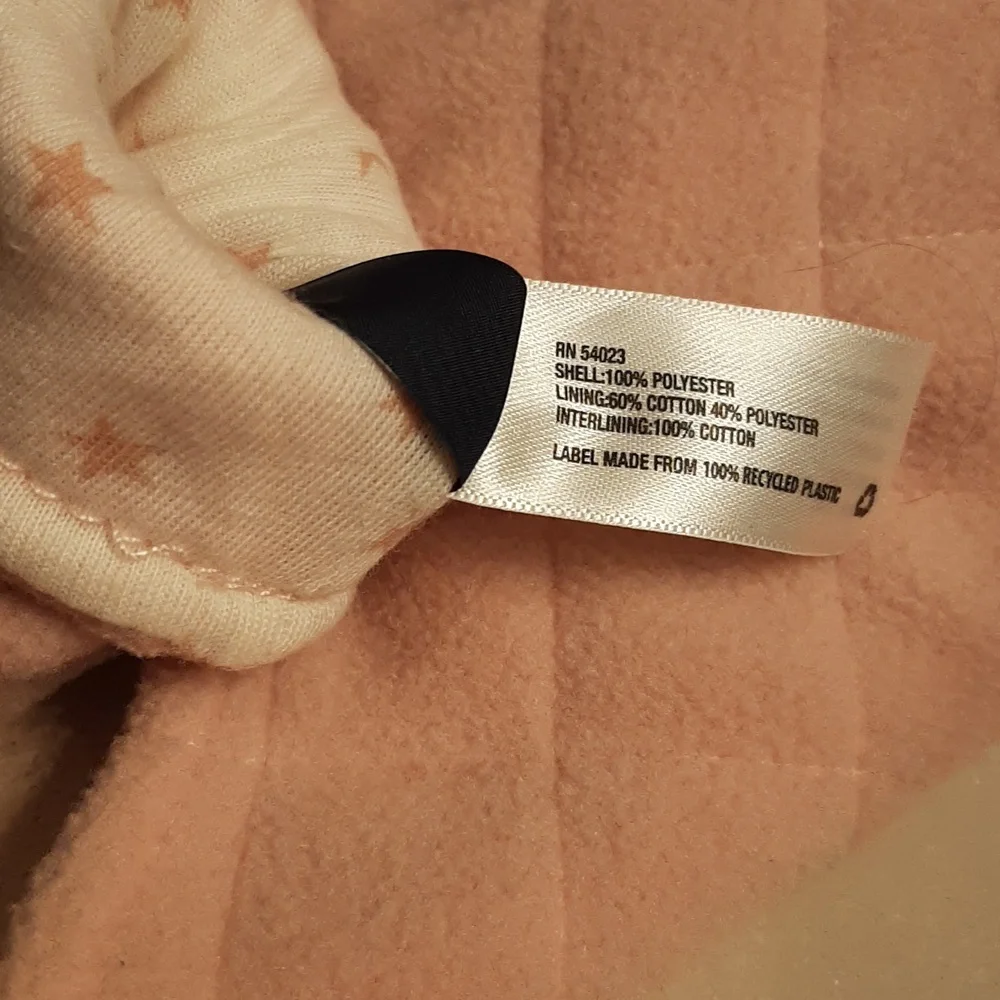 baby Gap 0-6 mo  winter hat and mittens